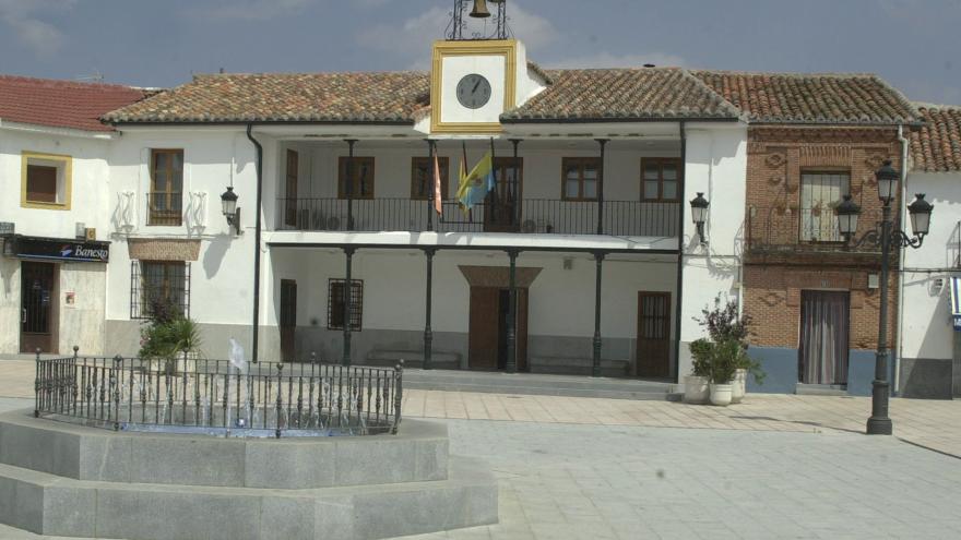 Exterior Ayuntamiento Villamanta