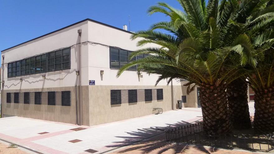 Exterior Biblioteca Antonio Machado Fuenlabrada