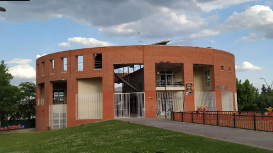 Exterior Biblioteca Jorge Luis Borges Getafe