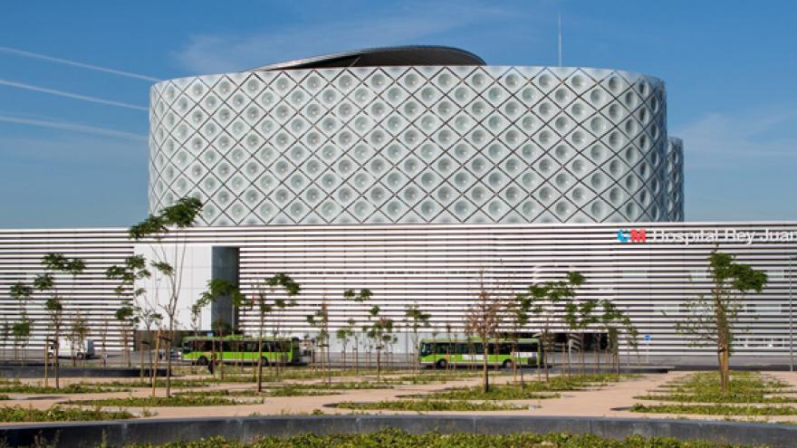 Foto del exterior del Hospital Rey Juan Carlos de Móstoles