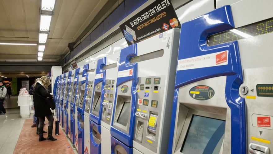 Ticket vending machines in the Moncloa interchange