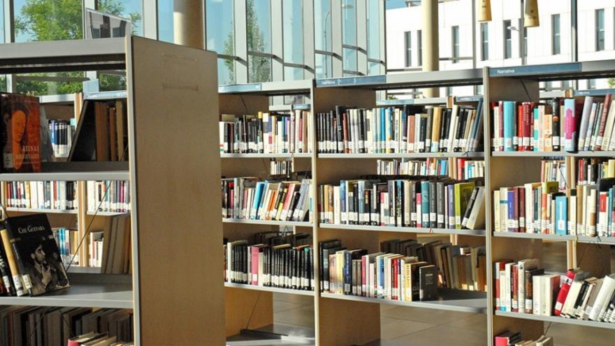 Interior Biblioteca Ajalvir