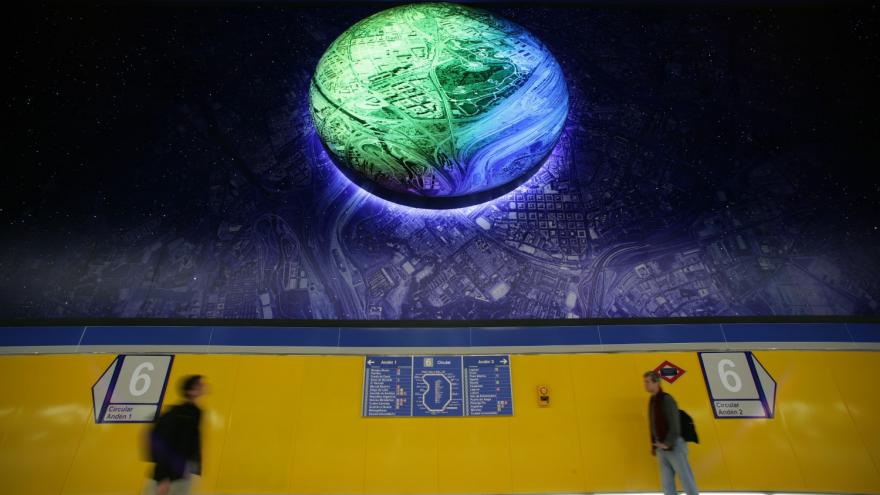 Mural compuesto por varios planetas