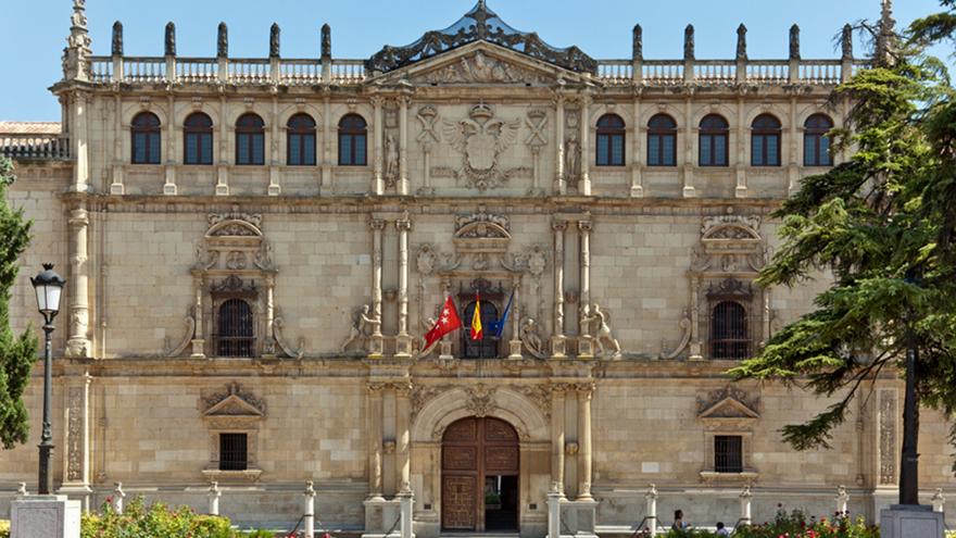 Fachada de la Universidad de Alcalá de Henares.
