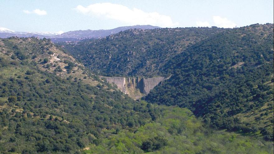 Vista panorámica de la presa