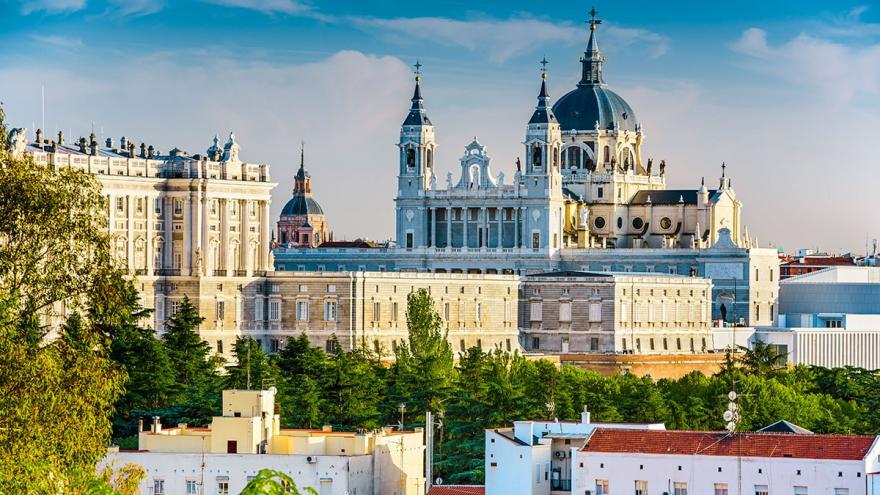 Acceso a la presentación que muestra los principales atractivos de Madrid para inversores extranjeros Acceso a la presentación que muestra los principales atractivos de Madrid para inversores extranjeros