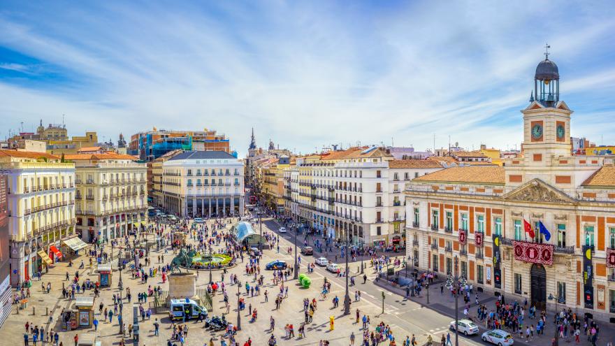 La Comunidad recibe de enero a noviembre 6,6 millones de turistas extranjeros, un 6 % más que el año anterior