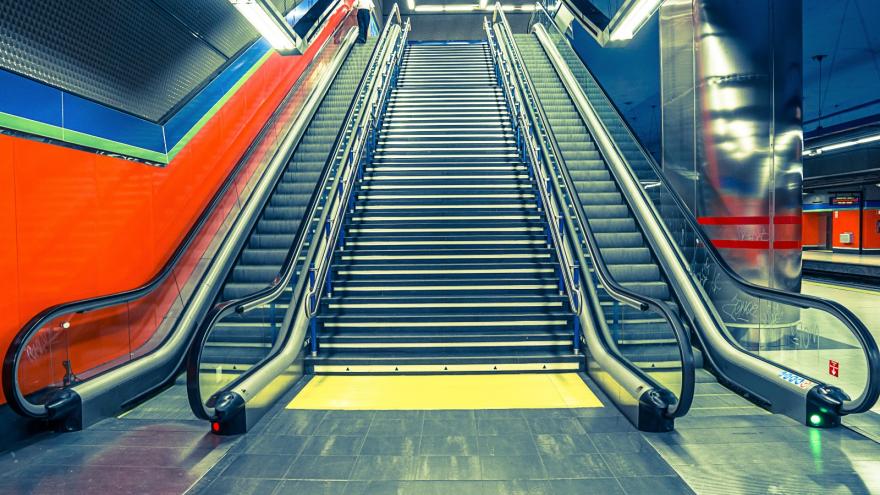 Escaleras mecánicas Metro de Madrid