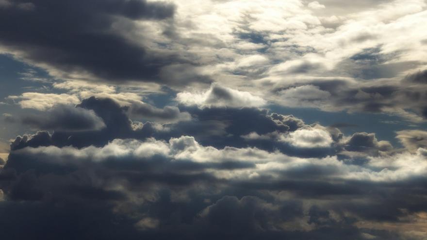 Imagen cielo azul