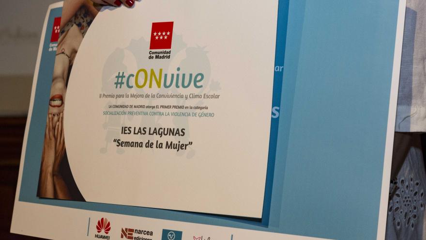 Rafael van Grieken en la entrega de los Premios Convive