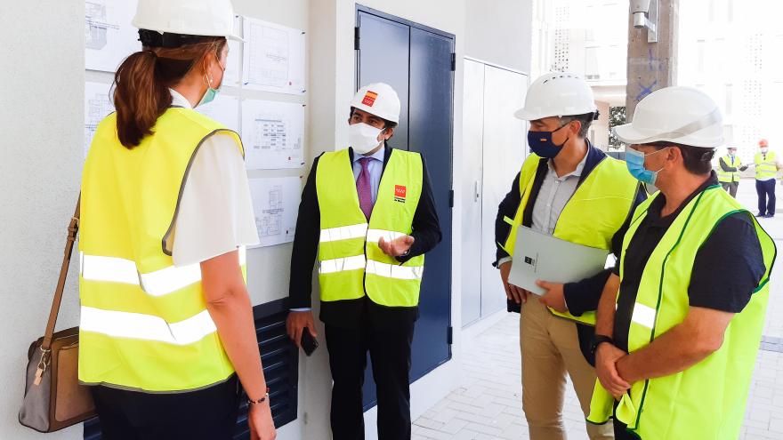 David Pérez durante la visita