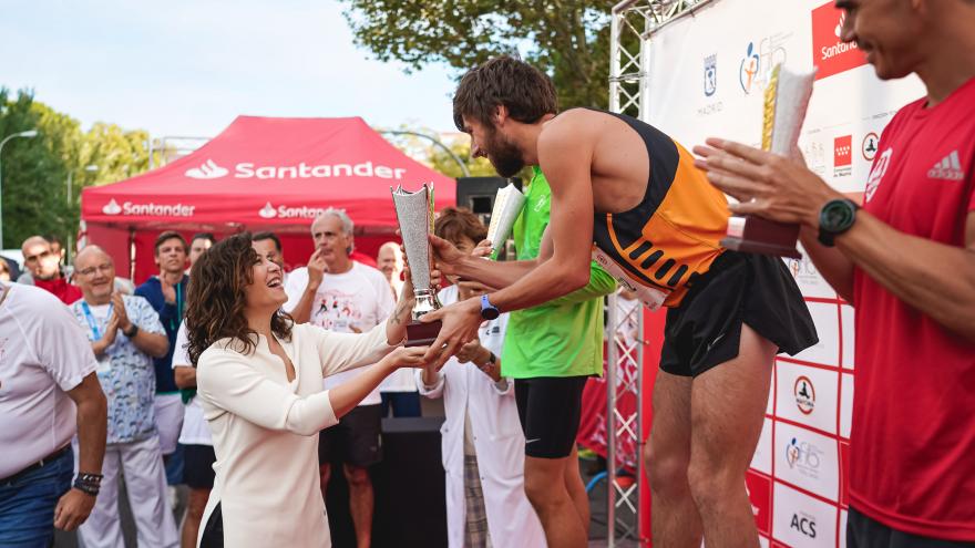 Isabel Díaz Ayuso at the awards ceremony of Run for the child of the Niño Jesús Hospital