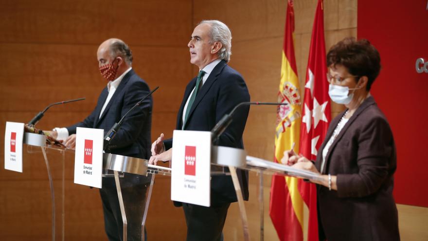 Enrique Ruiz Escudero, Antonio Zapatero y Elena Andradas