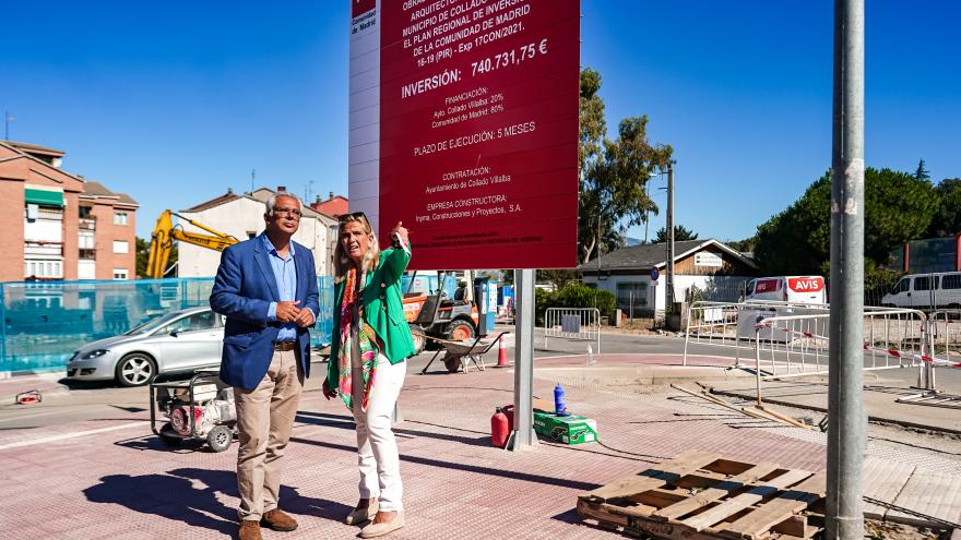 El consejero visitando las obras del municipio