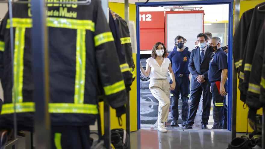 The president together with other members visiting the facilities of the Fire Station