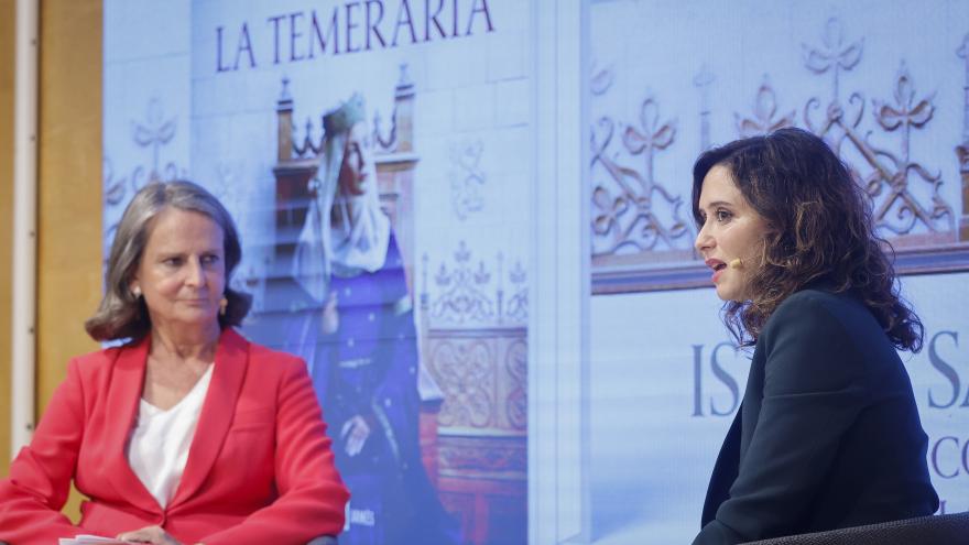 La presidenta Isabel Díaz Ayuso durante la presentación del libro La Temeraria