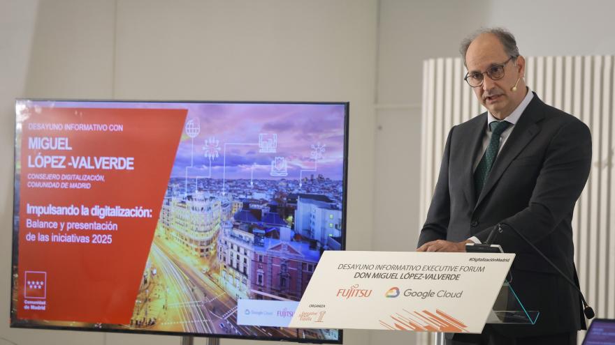 El consejero Miguel López-Valverde durante el desayuno de Executive Forum