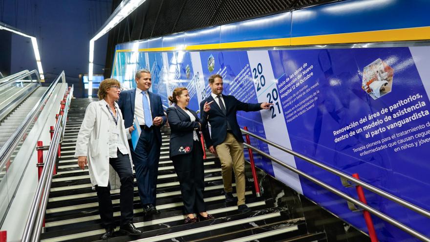 Los consejeros recorriendo la estación