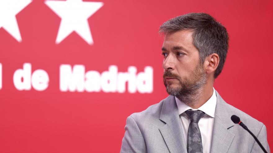 Counselor Miguel Ángel speaking during the press conference