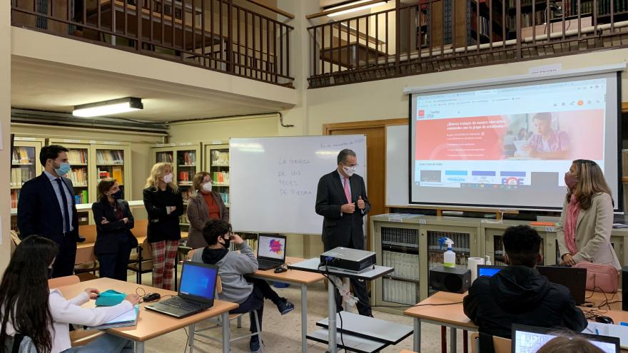 Ossorio presents the new virtual library