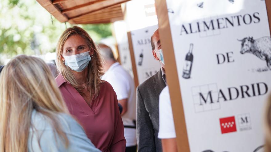 Paloma Martín durante su visita a La Despensa de Madrid