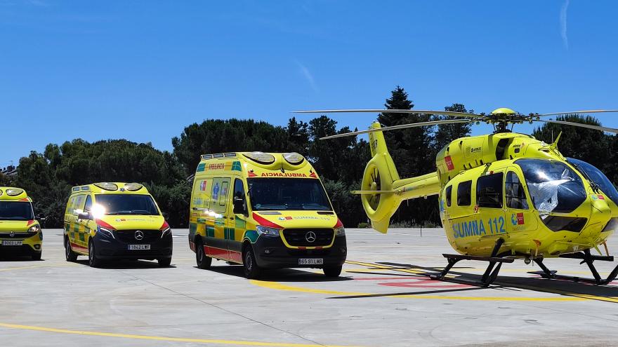 Helicóptero y vehículos de emergencias