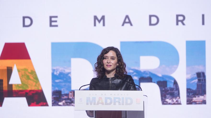 La presidenta en la presentación de FITUR