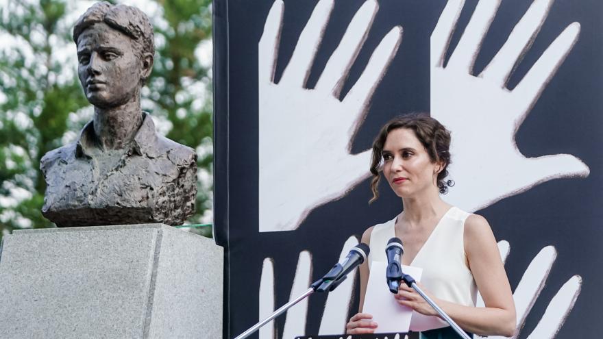 La presidenta durante su intervención en el homenaje