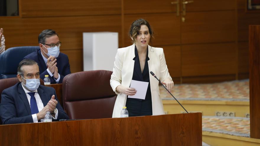 La presidenta durante su intervención en la Asamblea regional