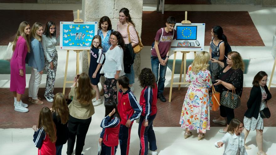 students during the contest