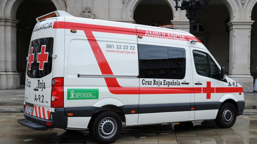 Una ambulancia de la Cruz Roja