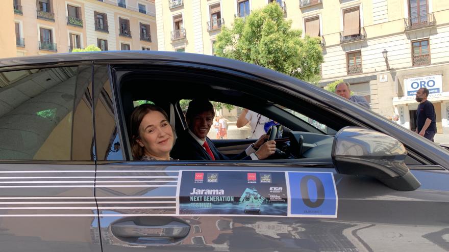 La consejera Marta Rivera de la Cruz y el viceconsejero de deportes, Alberto Tomé