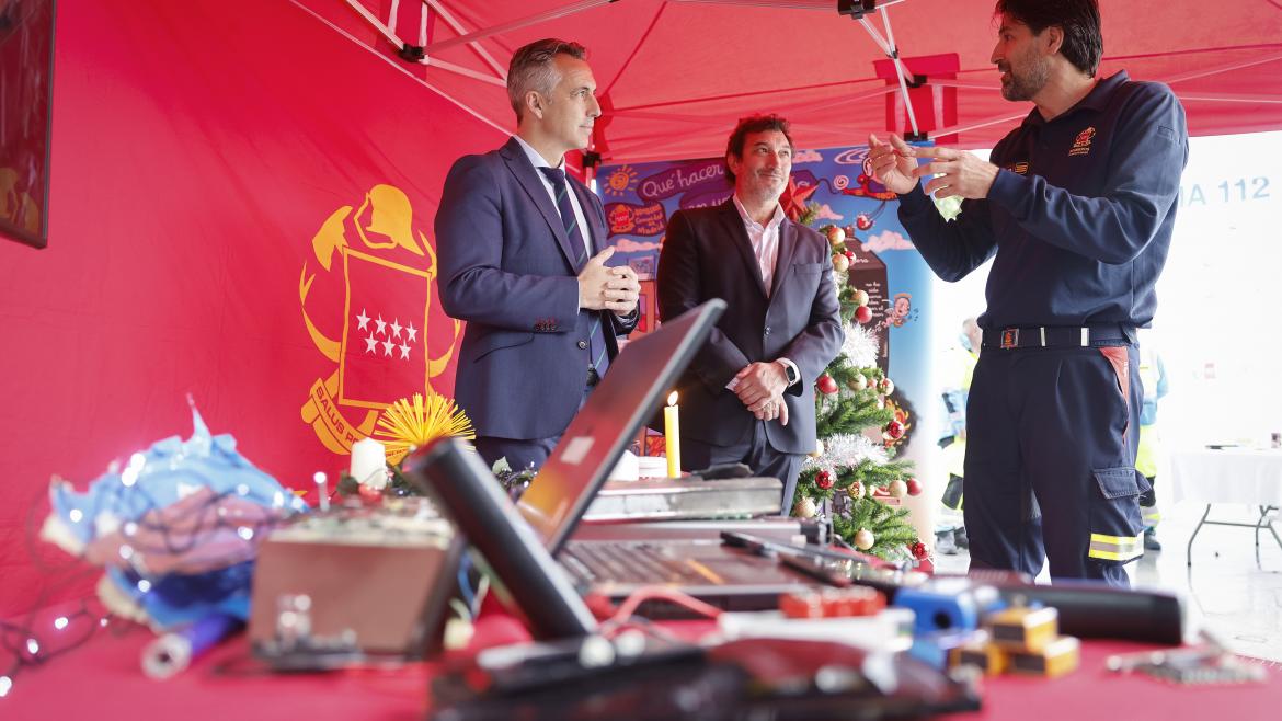 El consejero Carlos Novillo durante la presentación de la campaña informativa #NavidadSegura