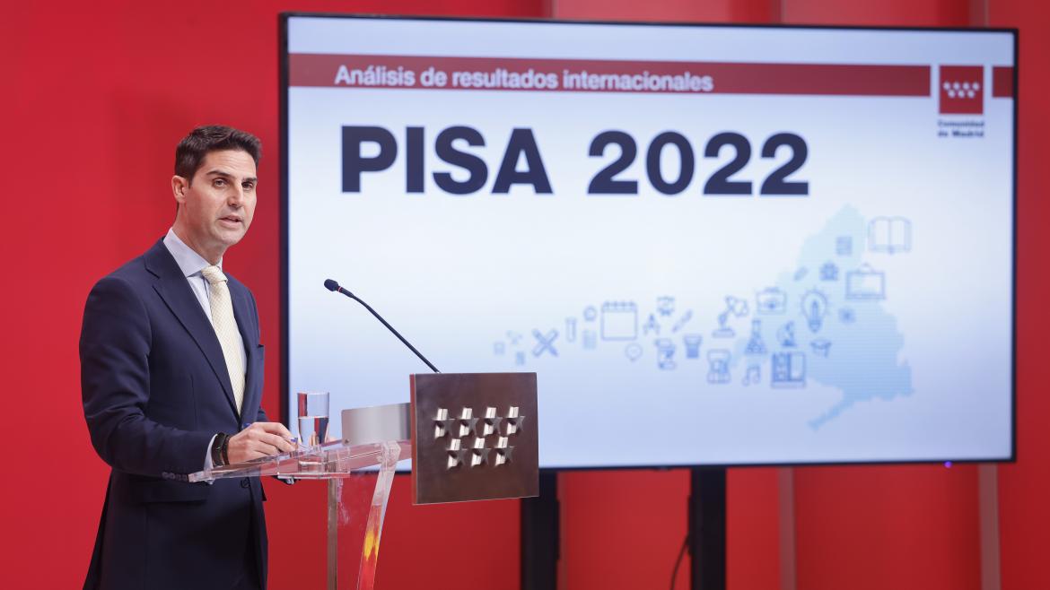 El consejero Emilio Viciana en rueda de prensa