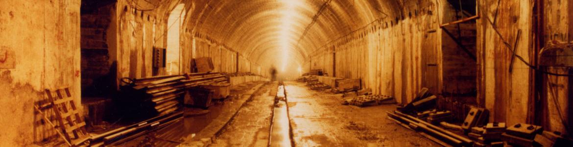 Túnel en ejecución. Método Belga Túnel en ejecución. Método Belga