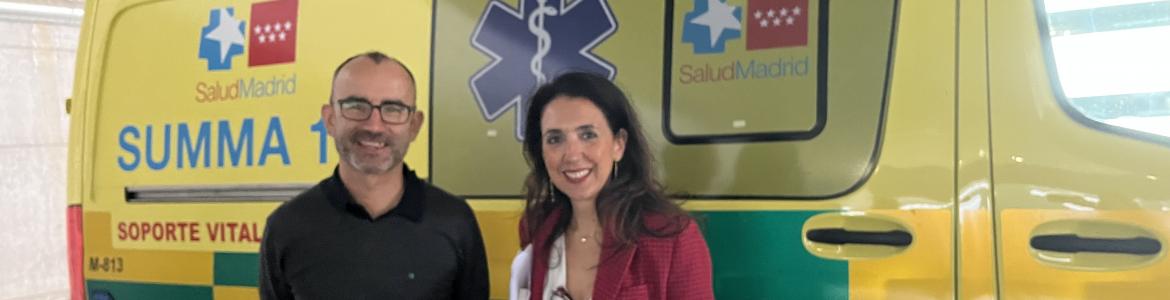 La organizadora de la jornada, la doctora Almodóvar, junto al psicólogo Rafael Santandreu