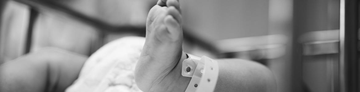 IV Jornadas para familiares y profesionales sanitarios sobre citomegalovirus congénito pie recién nacido
