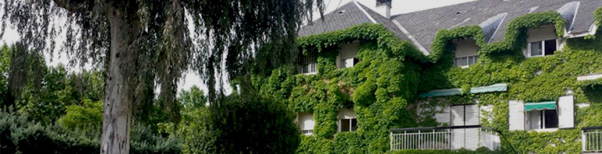 Exterior residencia personas mayores