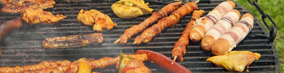 Barbacoa con varias carnes