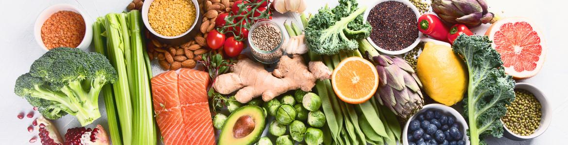 grupo de alimentos variados