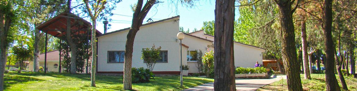 Residencia (MR) Cobeña para personas con enfermedad mental Fachada de la Residencia (MR) Cobeña para personas con enfermedad mental