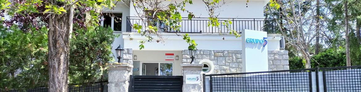 Residencia para personas con enfermedad mental Mirasierra Grupo 5 Fachada de la Residencia Mirasierra Grupo 5