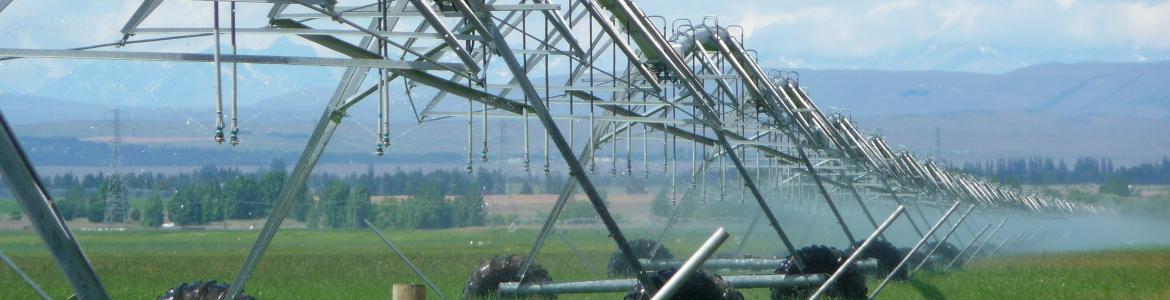 Image of an irrigation pivot