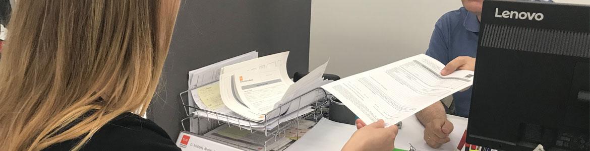 Cómo rellenar una hoja de reclamaciones correctamente Imagen de cabecera #0 de la página de "Presentar una reclamación de Consumo"