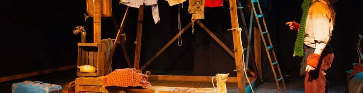 La casa más pequeña teatro casa