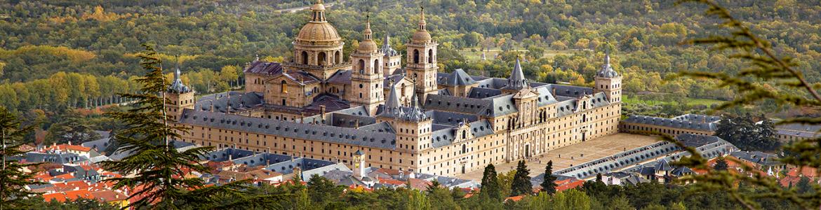 Fotografía aérea del Monasterio de San Lorenzo de El Escorial. Fotografía aérea del Monasterio de San Lorenzo de El Escorial
