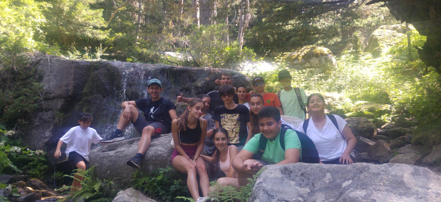chavales_en_piedras