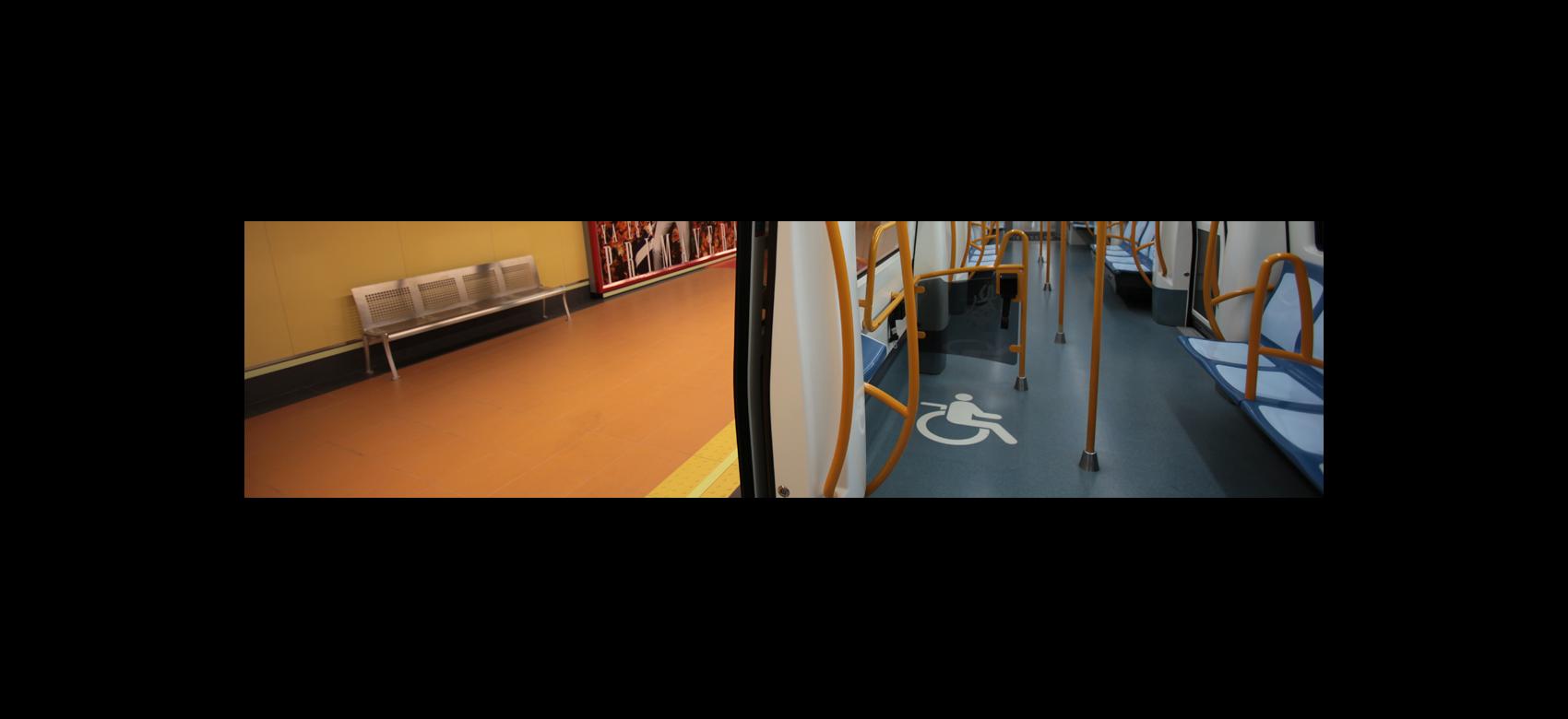 Vagón de Metro accesible en estación