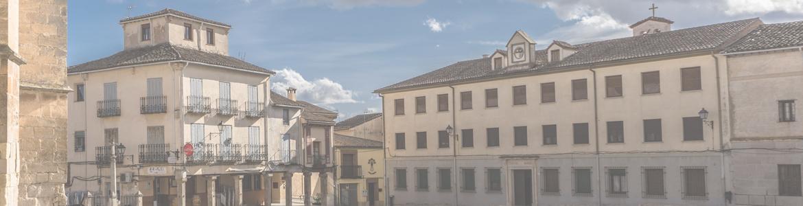 Imagen de la plaza de Torrelaguna