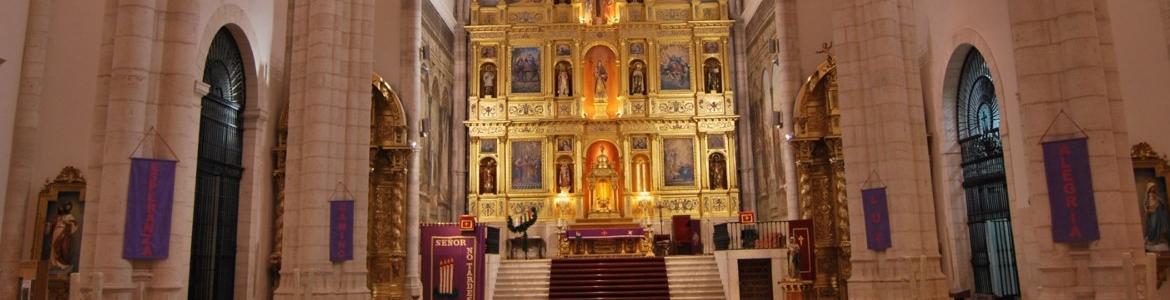 Una imagen del interior de la iglesia de Santa María la Mayor de Colmenar de Oreja 
